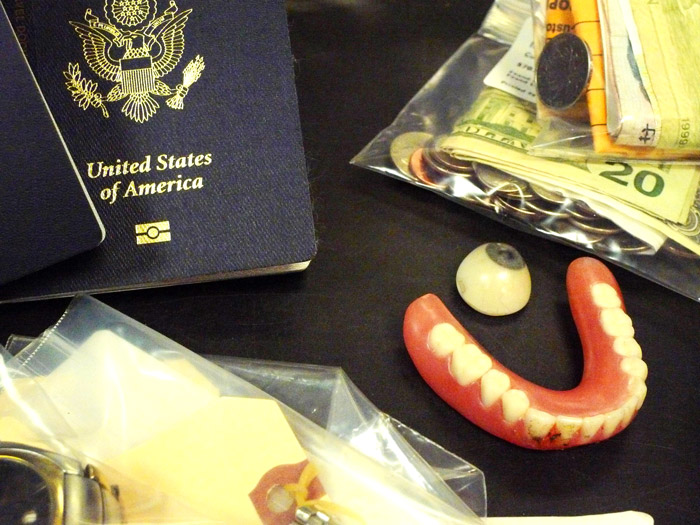 عجیب ترین اشیاء گم شده در فرودگاهها